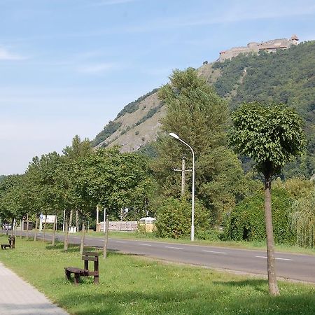 Zách Klára utcai Apartman Visegrád Exterior foto