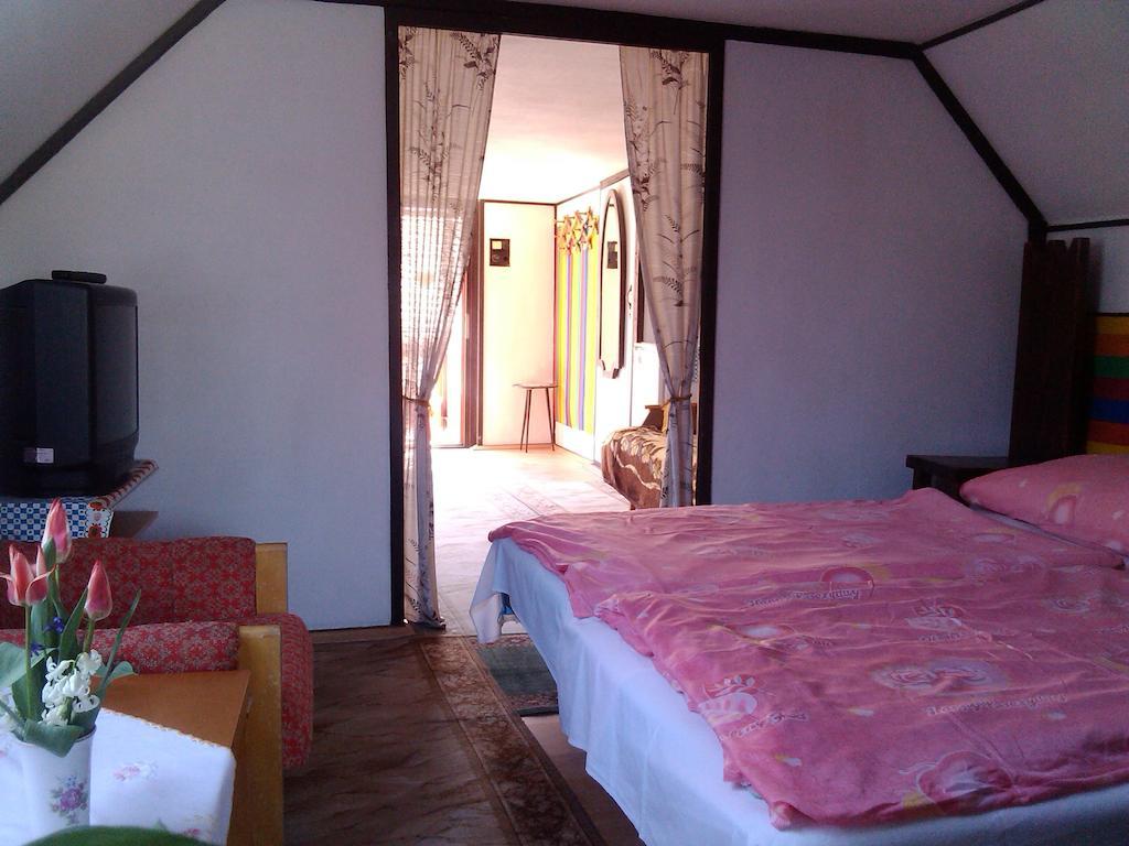 Zách Klára utcai Apartman Visegrád Quarto foto