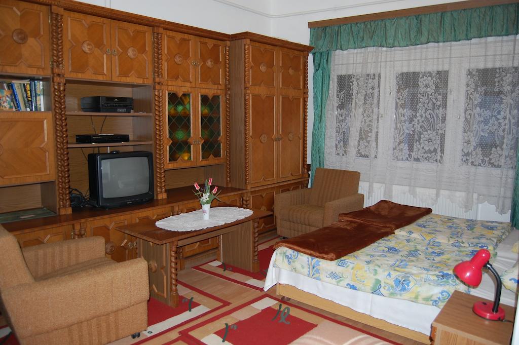Zách Klára utcai Apartman Visegrád Quarto foto