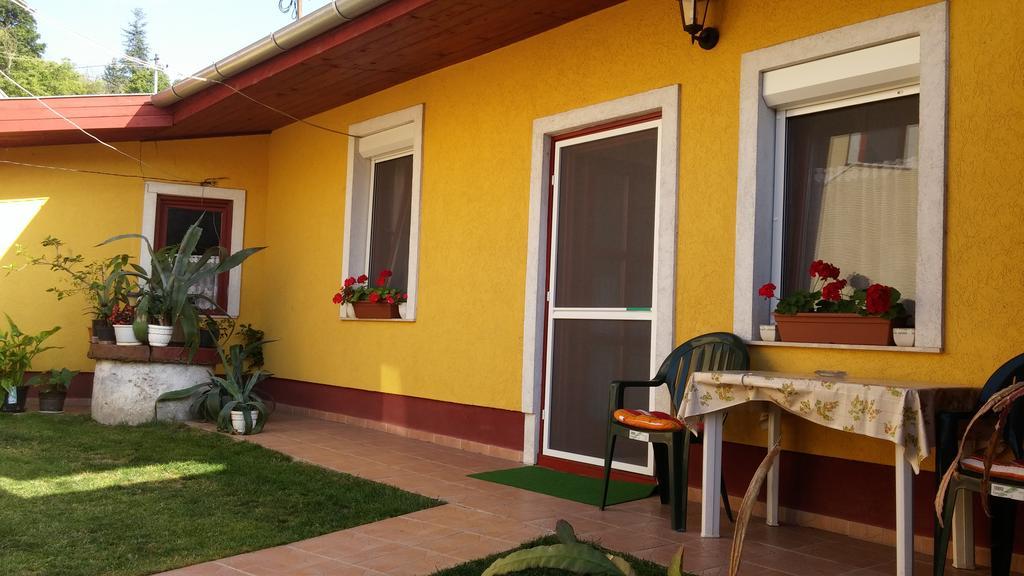 Zách Klára utcai Apartman Visegrád Exterior foto